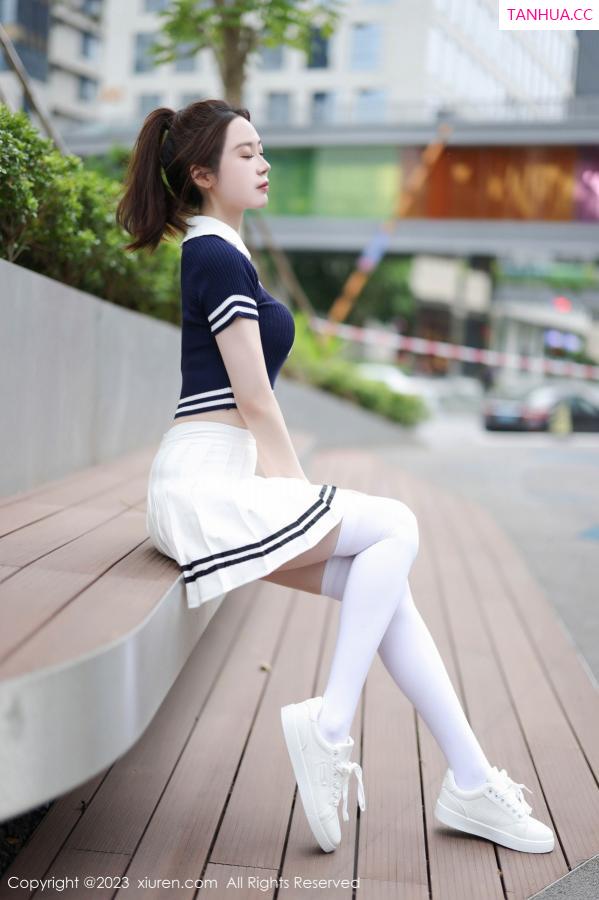 梦心玥  [XiuRen]高清写真图 2023.09.20 No.7416 梦心玥 美腿运动第6张图片